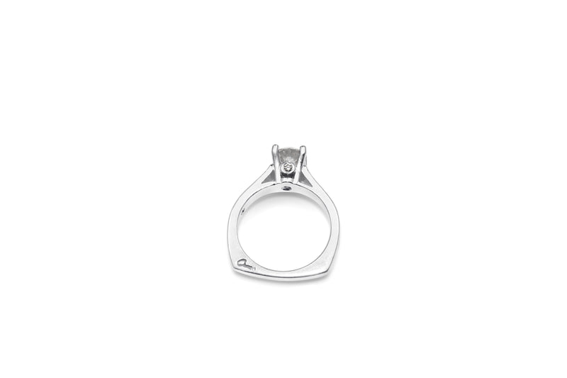 Platinum 4 Claw Diamond Solitaire Ring