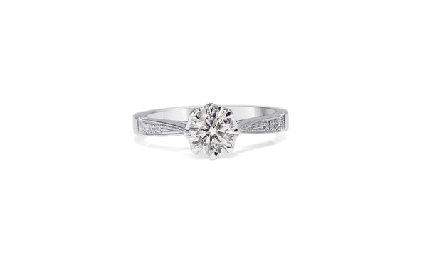 18ct White Gold Vintage Style Solitaire Ring