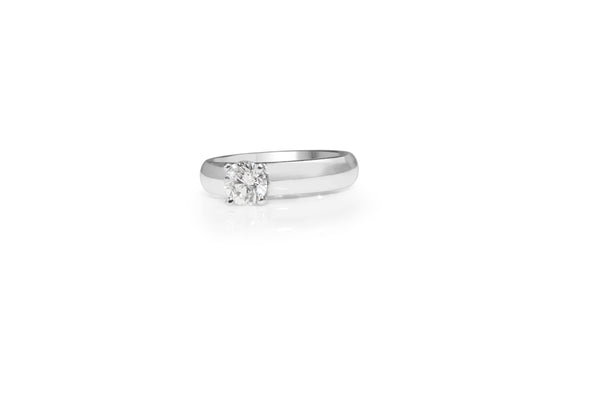 Platinum 4 Claw Diamond Solitaire Ring