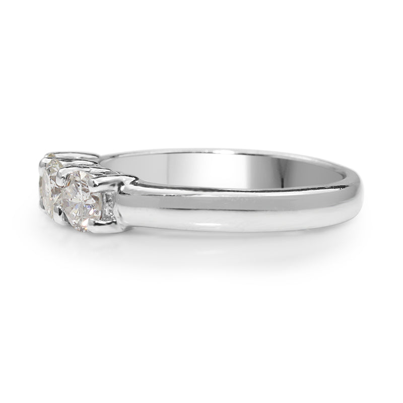 18ct White Gold 3 Stone Diamond Ring