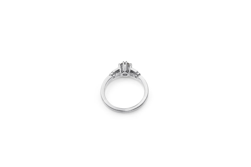 18ct White Gold Vintage Style Diamond Solitaire