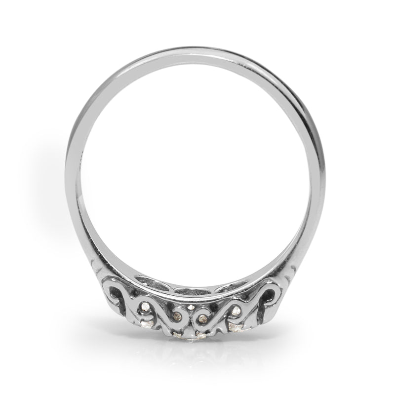 18ct White Gold Vintage Style 3 Stone Diamond Ring