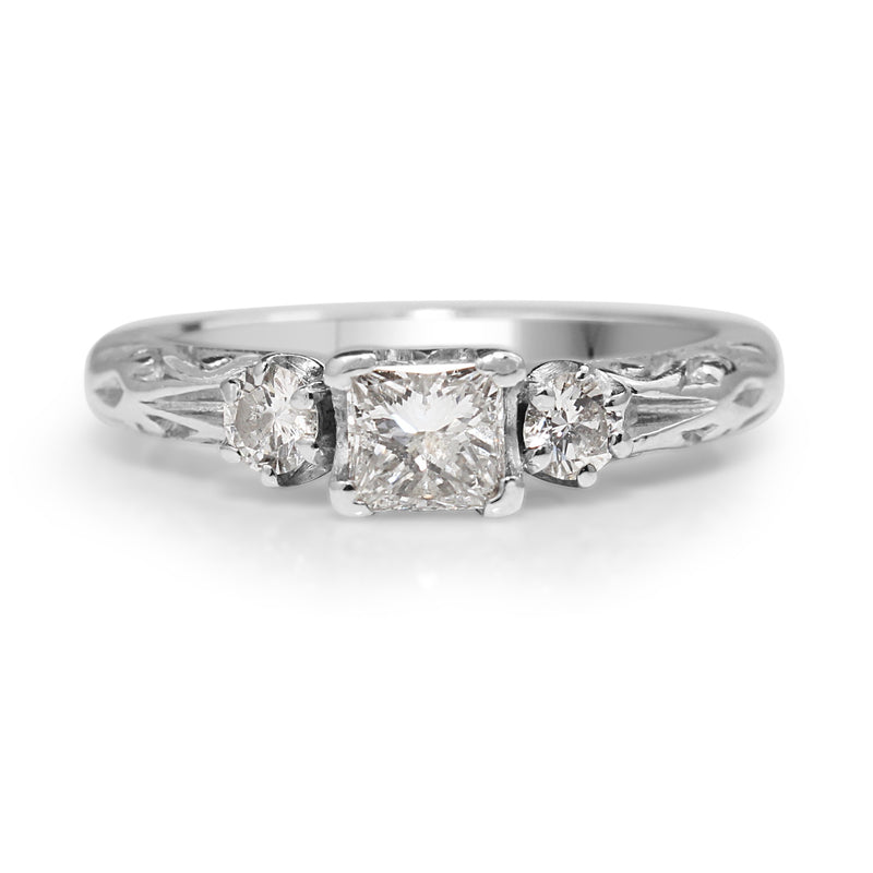 18ct White Gold 3 Stone Diamond Ring