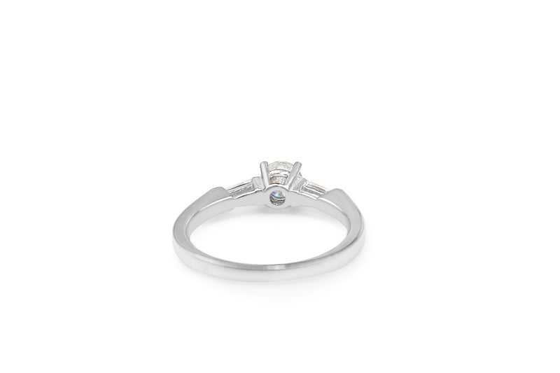 18ct White Gold Solitaire and Baguette Diamond Ring