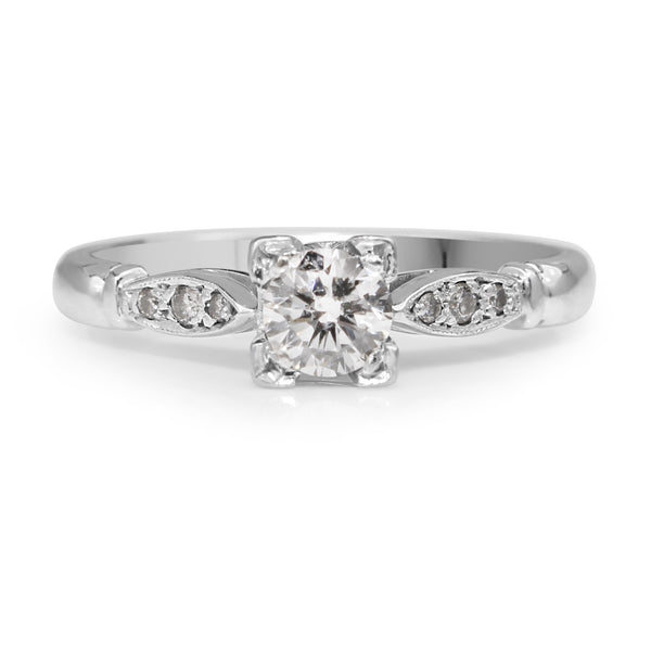 18ct White Gold Vintage Diamond Solitaire Ring