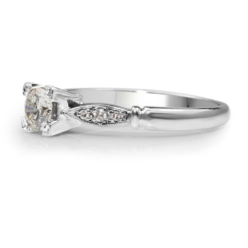 18ct White Gold Vintage Diamond Solitaire Ring