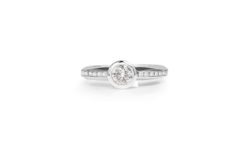 18ct White Gold Bezel Diamond Solitaire Ring