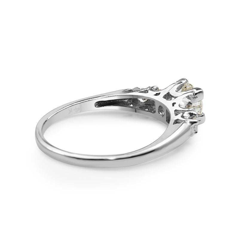 14ct White Gold Vintage Diamond Ring