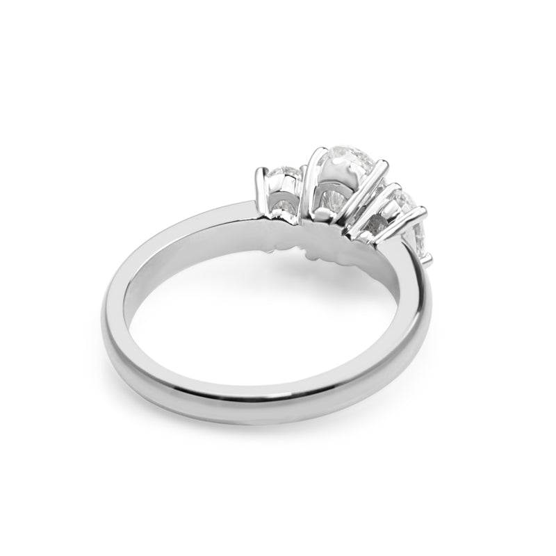 18ct White Gold 3 Stone Oval Diamond Ring