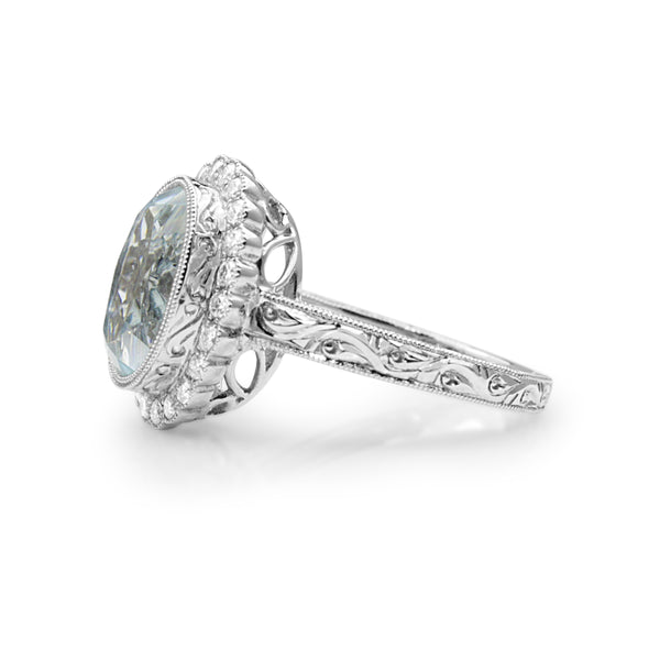 18ct White Gold Aquamarine and Diamond Daisy Ring