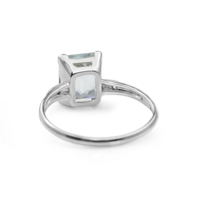 10ct White Gold Aquamarine and Diamond Ring
