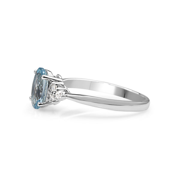 9ct White Gold Aquamarine and Diamond Ring