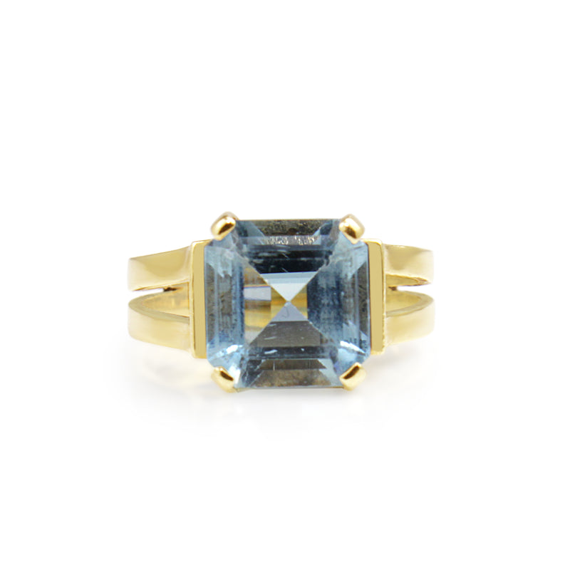 14ct Yellow Gold Aquamarine Solitaire Ring