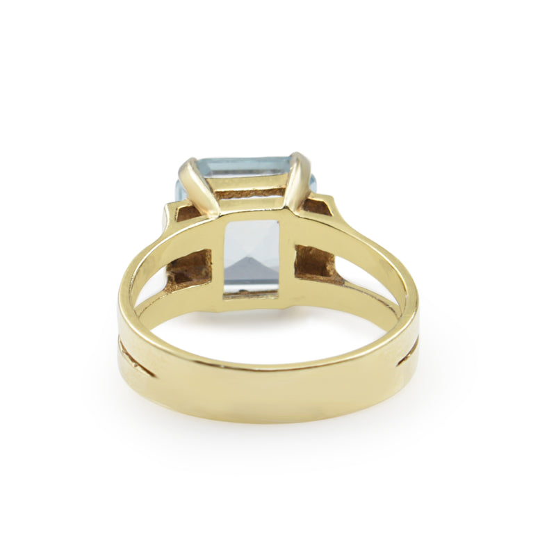 14ct Yellow Gold Aquamarine Solitaire Ring