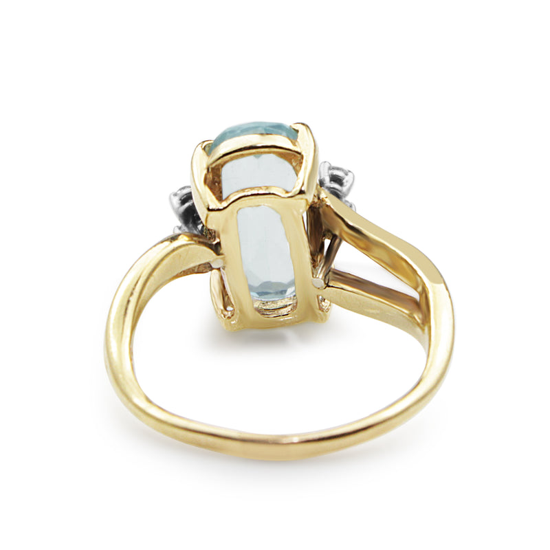 14ct Yellow Gold Aquamarine and Diamond Ring