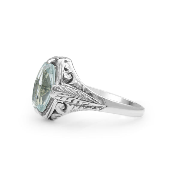 18ct White Gold Art Deco Aquamarine Ring