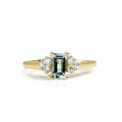 10ct Yellow Gold Aquamarine and Diamond Ring