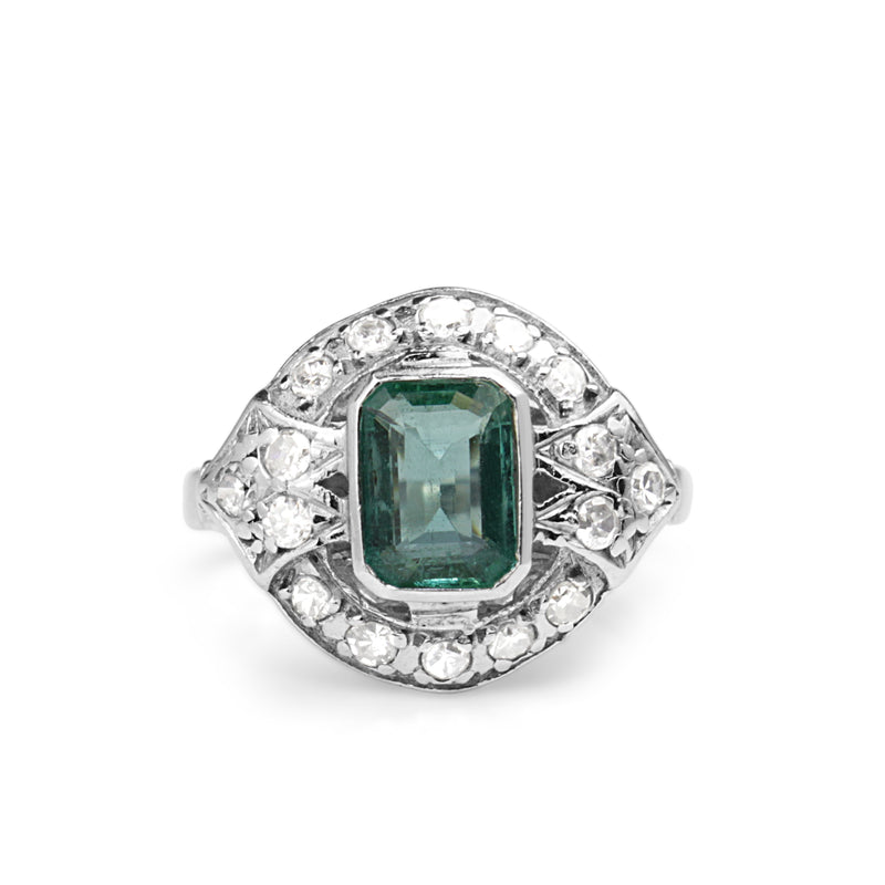 18ct White Gold Art Deco Emerald and Diamond Ring