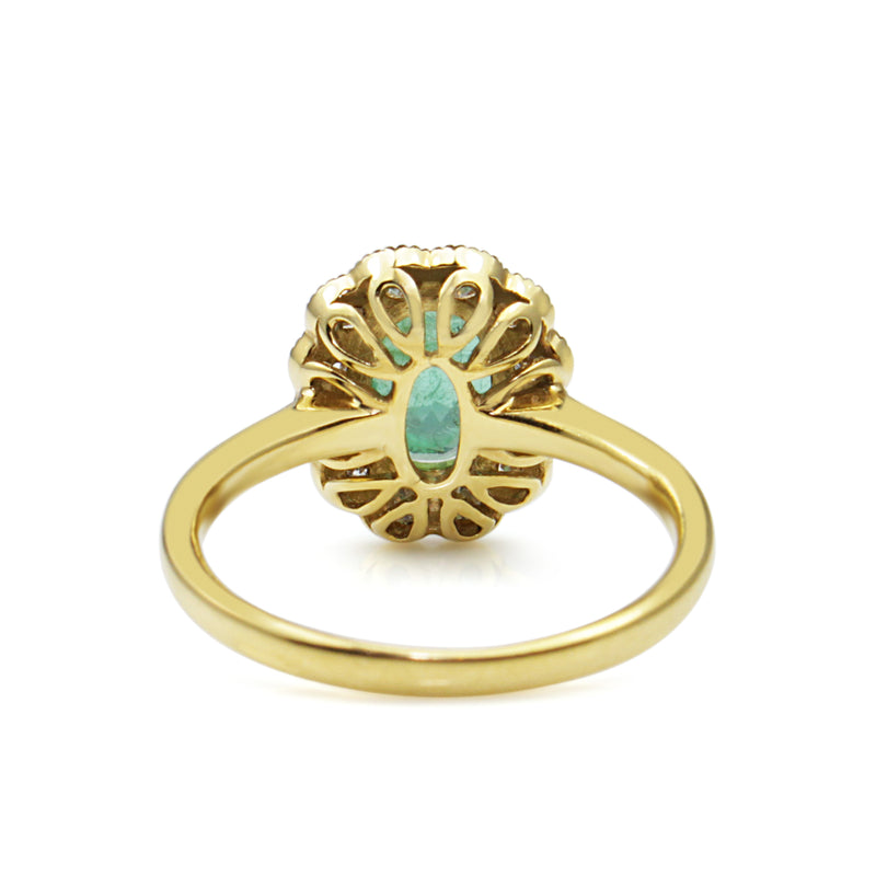 18ct Yellow Gold Emerald and Diamond Daisy Ring