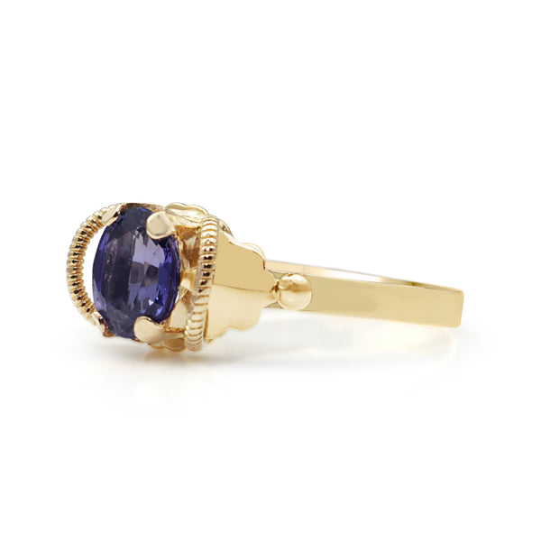 18ct Yellow Gold Purple Sapphire Vintage Ring