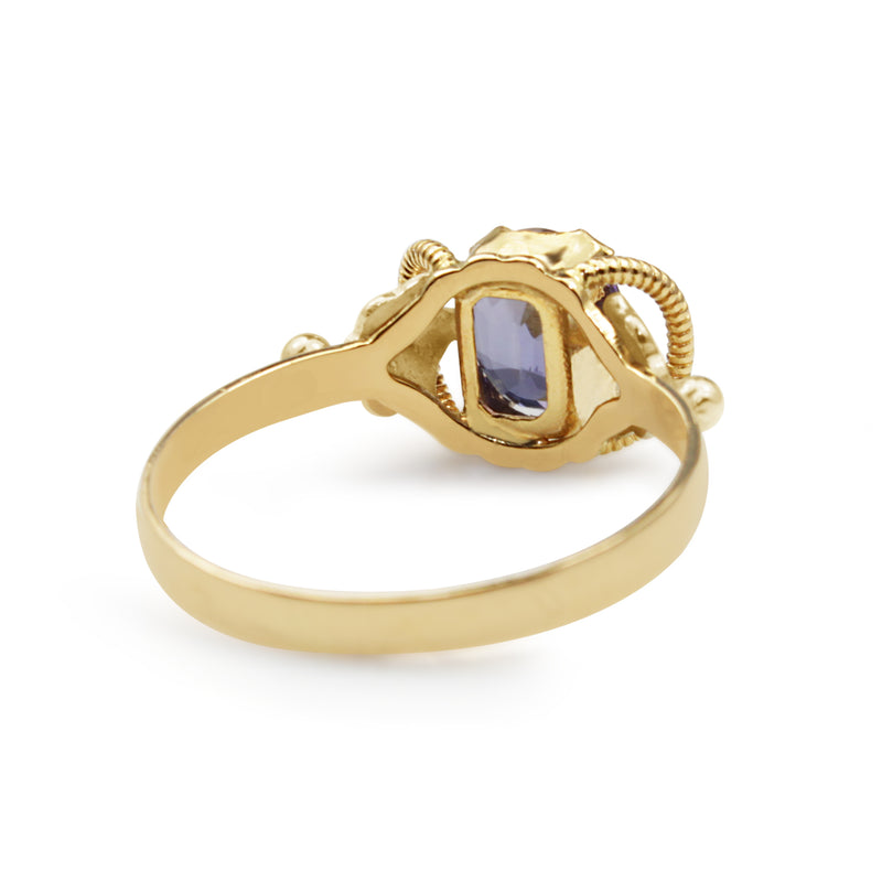 18ct Yellow Gold Purple Sapphire Vintage Ring