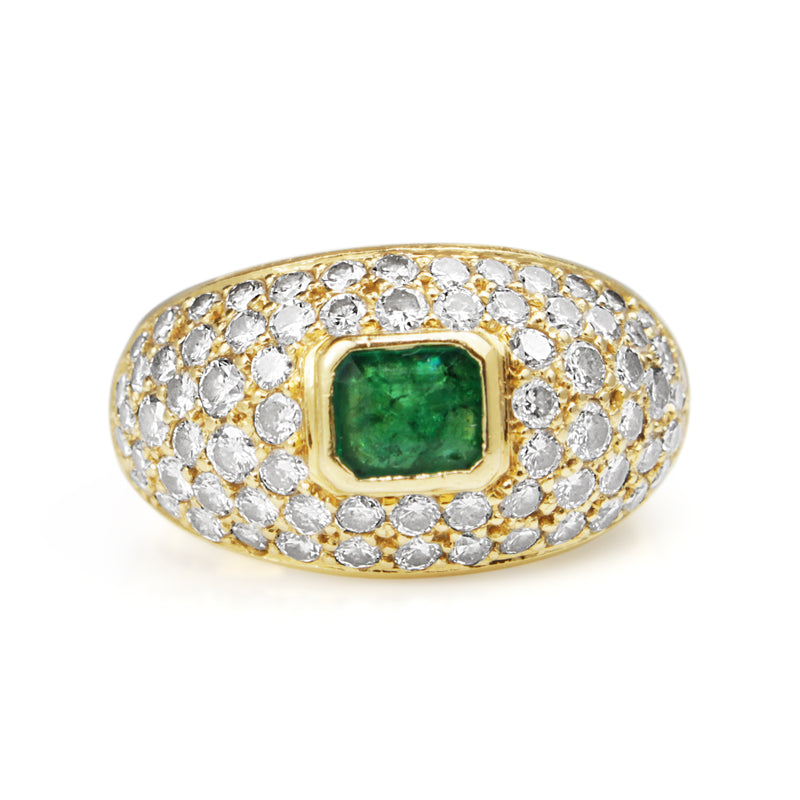 18ct Yellow Gold Emerald and Diamond Vintage Cluster Ring