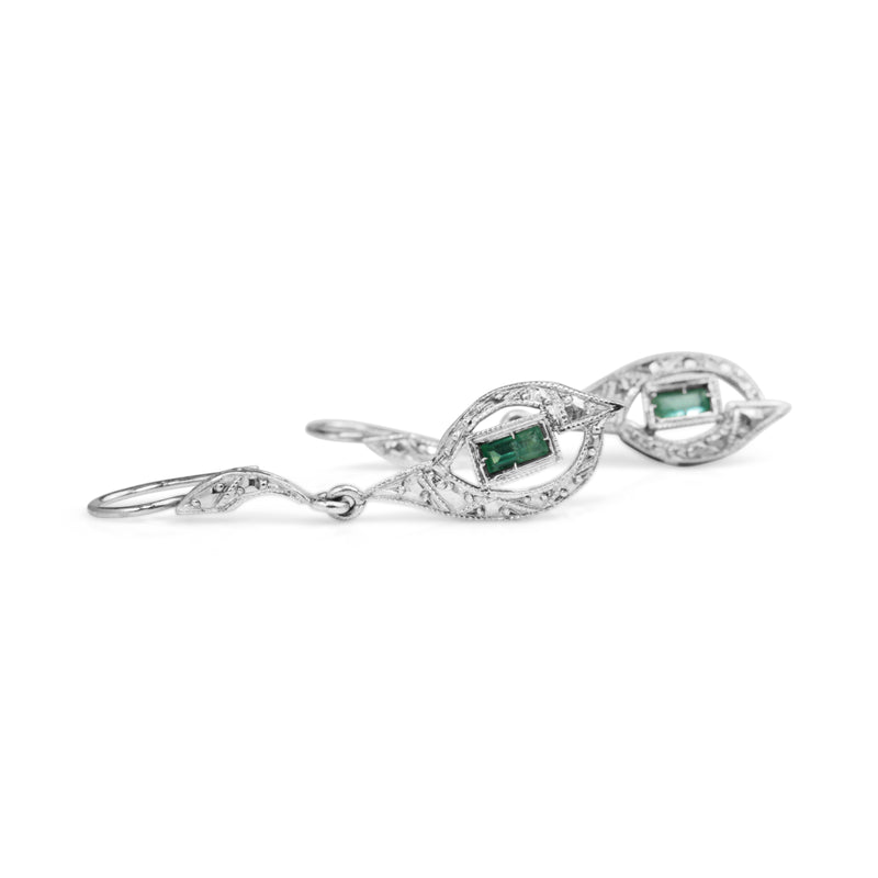 18ct White Gold Art Deco Emerald Earrings