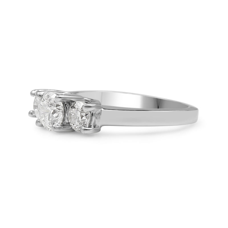 14ct White Gold and Platinum Topped 3 Stone Diamond Ring