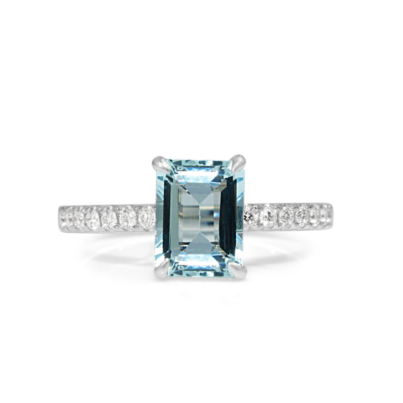 18ct White Gold Aquamarine and Diamond Ring