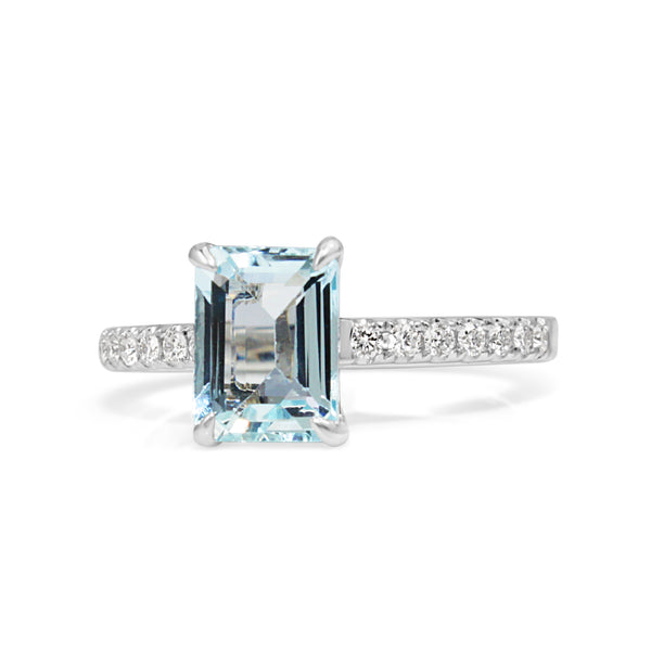 18ct White Gold Aquamarine and Diamond Ring