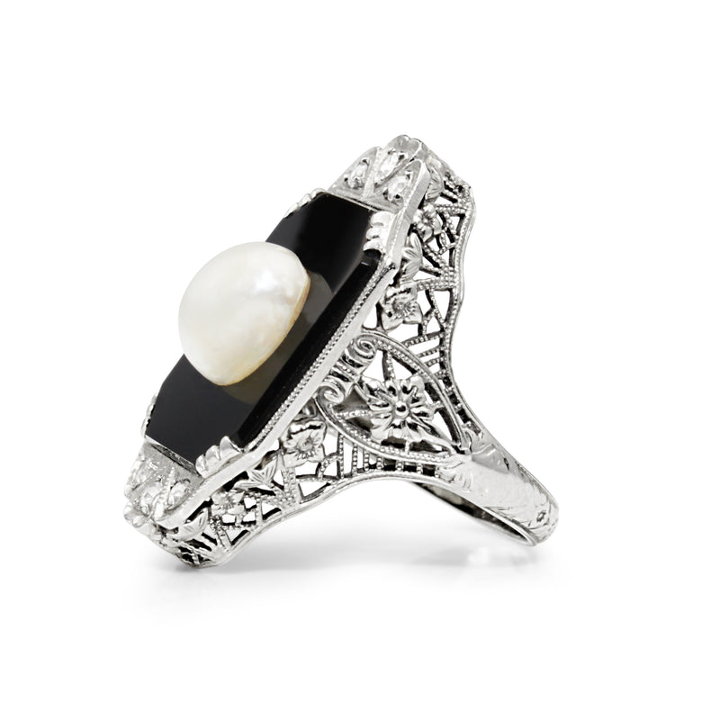 18ct White Gold Art Deco Onyx, Pearl and Old Cut Diamond Ring
