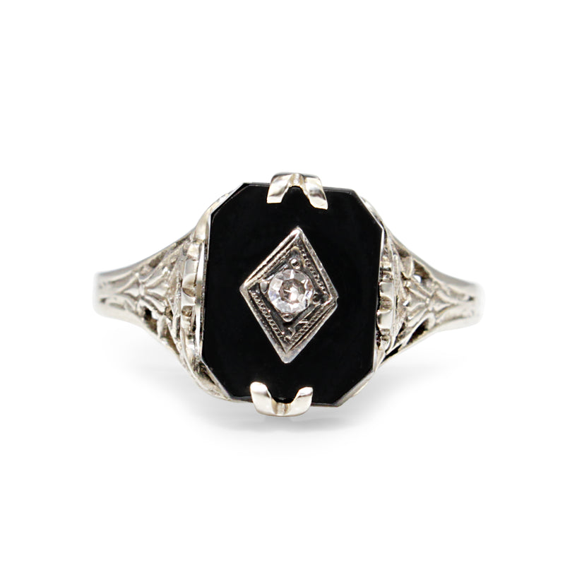 10ct White Gold Art Deco Onyx and Diamond Ring