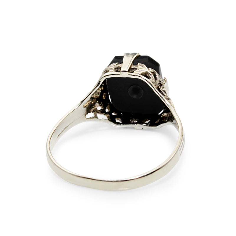 10ct White Gold Art Deco Onyx and Diamond Ring