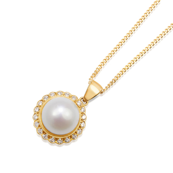 9ct Yellow Gold Daisy Style Pearl and Diamond Necklace