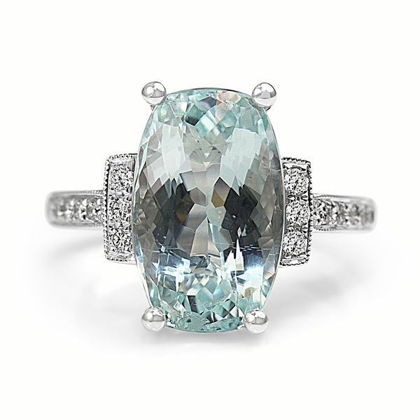 18ct White Gold Aquamarine and Diamond Ring