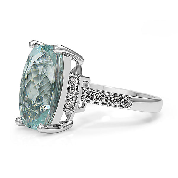 18ct White Gold Aquamarine and Diamond Ring