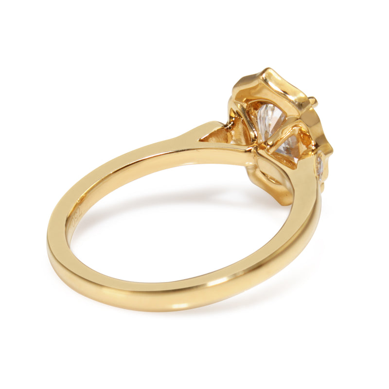 18ct Yellow Gold Oval Vintage Style Halo Ring