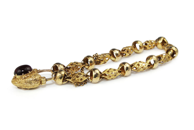 9ct Yellow Gold Antique Victorian Fancy Link Bracelet with Garnet