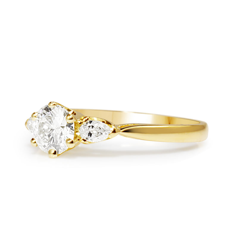 18ct Yellow Gold 3 Stone Diamond Ring