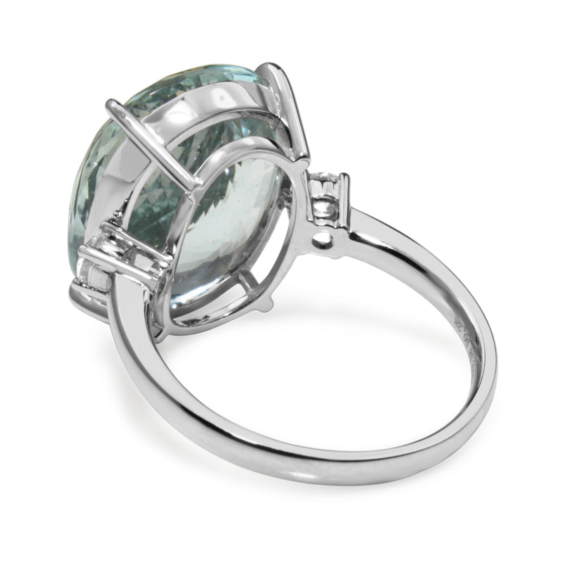 18ct White Gold Aquamarine and Diamond 3 Stone Diamond Ring