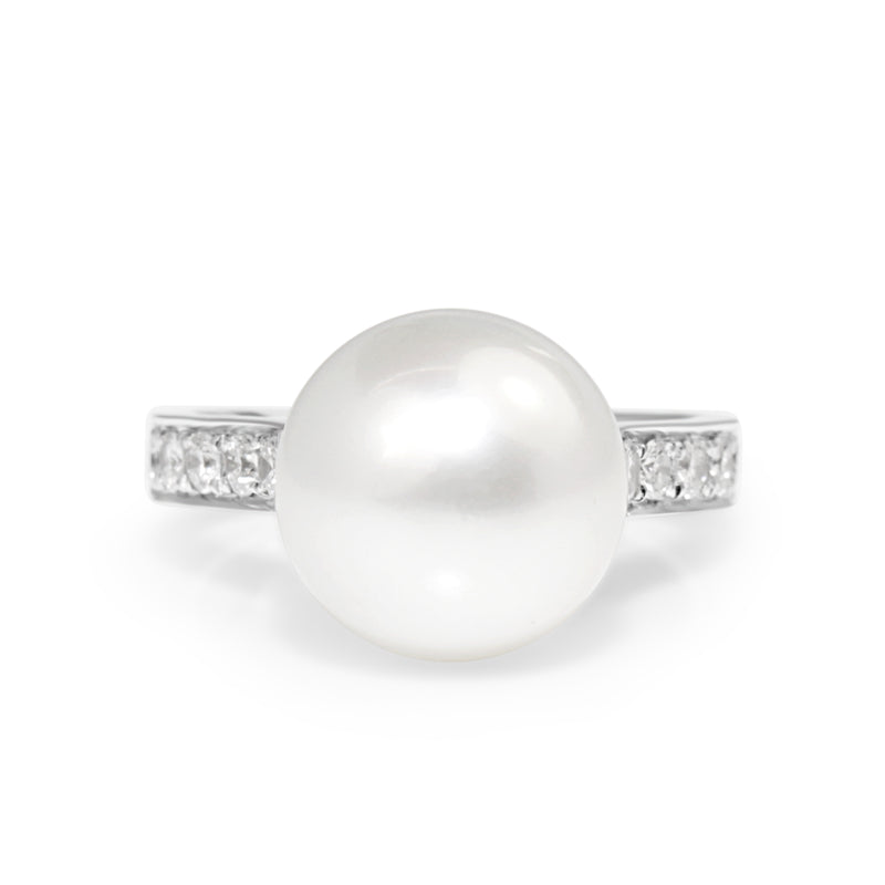 18ct White Gold South Sea 11mm Pearl and Diamond Ring