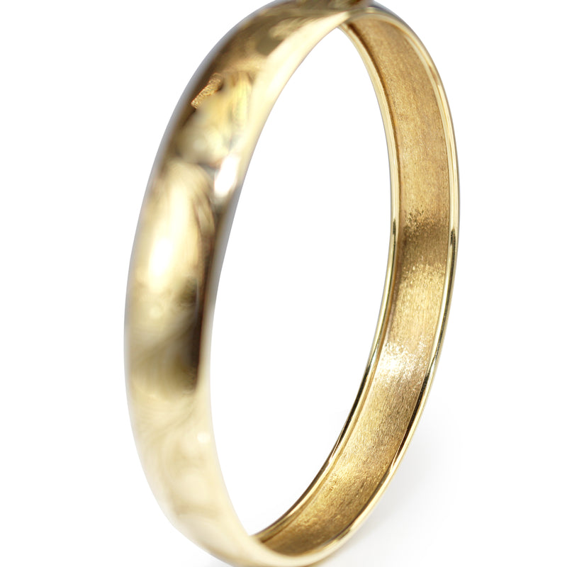 9ct Yellow Gold Engraved Round Bangle