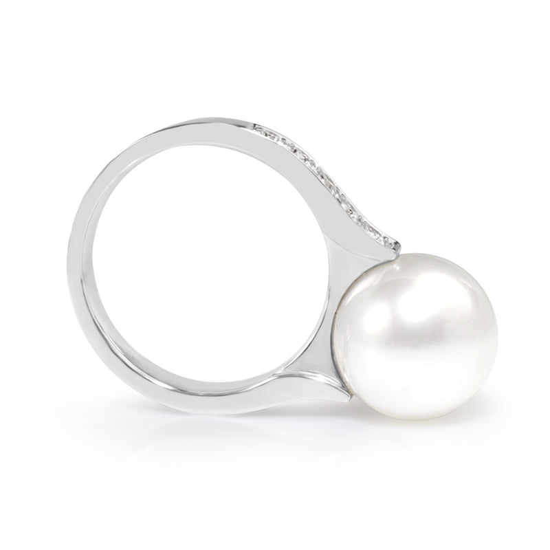 18ct White Gold South Sea 11mm Pearl and Diamond Ring