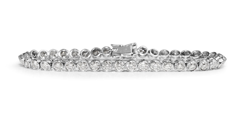 Platinum Graduated Baguette Tennis Bracelet For Sale at 1stDibs | tennis  bracelet baguette, baguette diamond bracelet mens, tennis bracelet baguette  diamonds