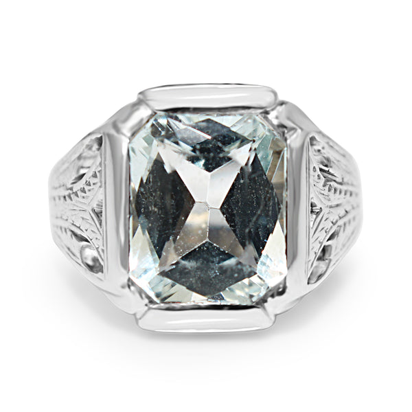 14ct White Gold Vintage Aquamarine Ring