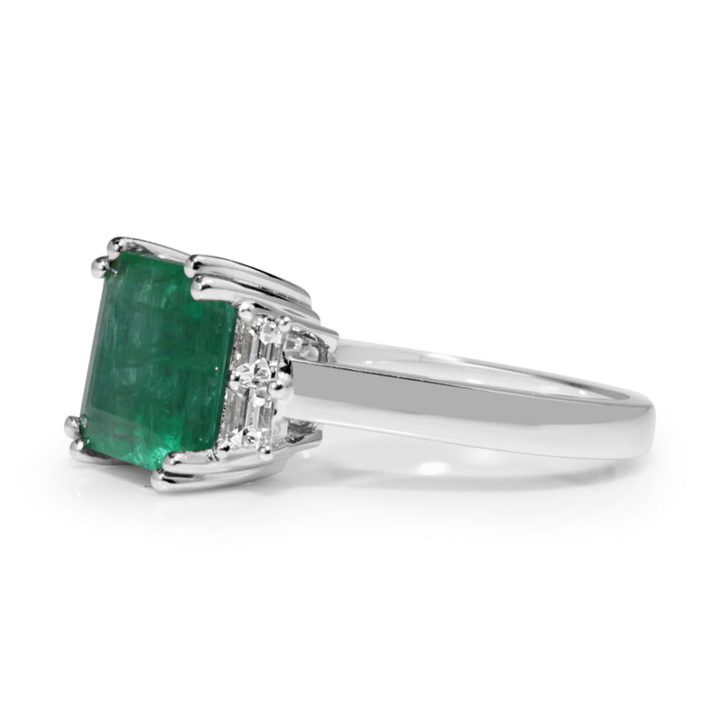 18ct White Gold Emerald and Diamond Ring