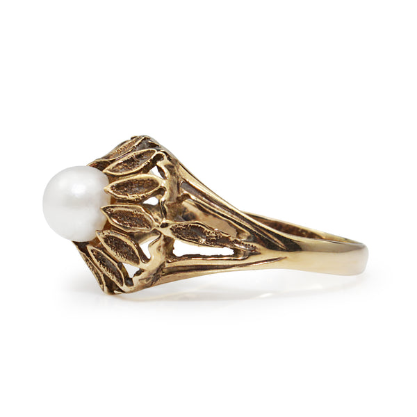 14ct Yellow Gold Pearl Vintage Ring