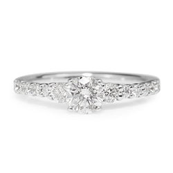 14ct White Gold Graduated Diamond Ring