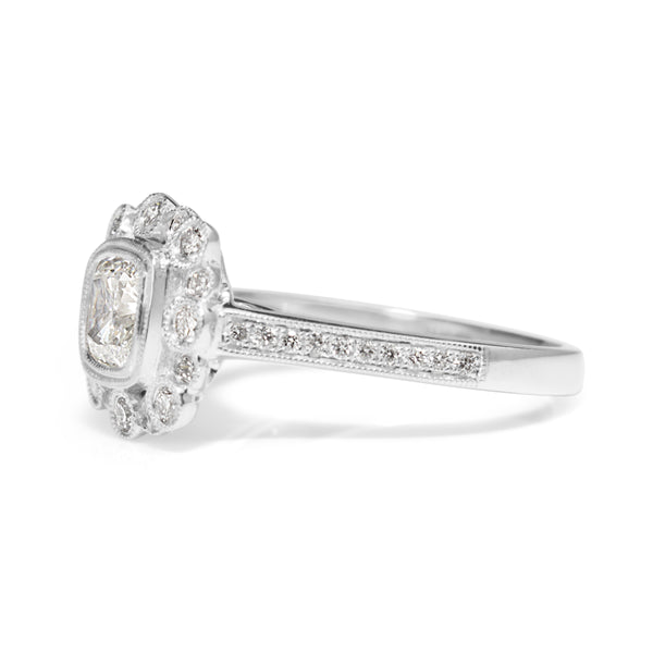 18ct White Gold Vintage Style Diamond Halo Ring