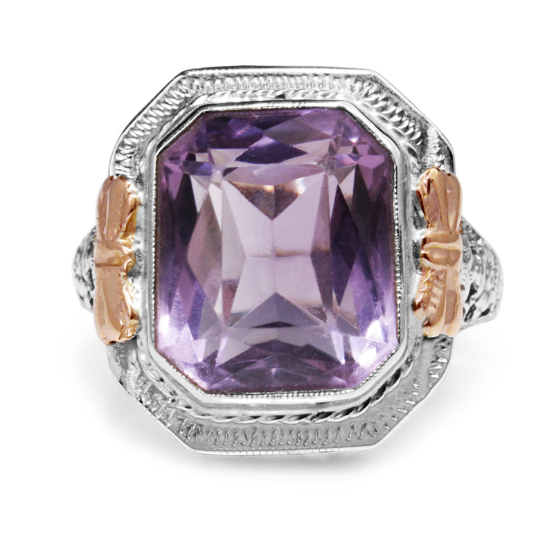 18ct White Gold Art Deco Amethyst Filigree Ring with Rose Gold Detail